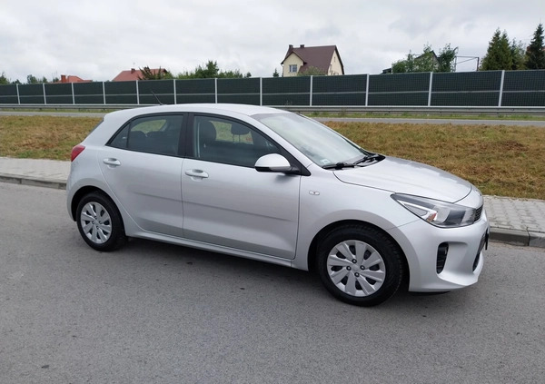 Kia Rio cena 45000 przebieg: 105000, rok produkcji 2018 z Strzelce Krajeńskie małe 781